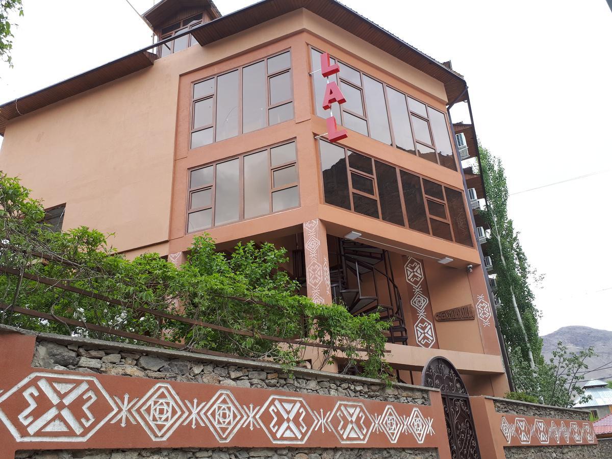 Lal Hotel Khorog Dış mekan fotoğraf