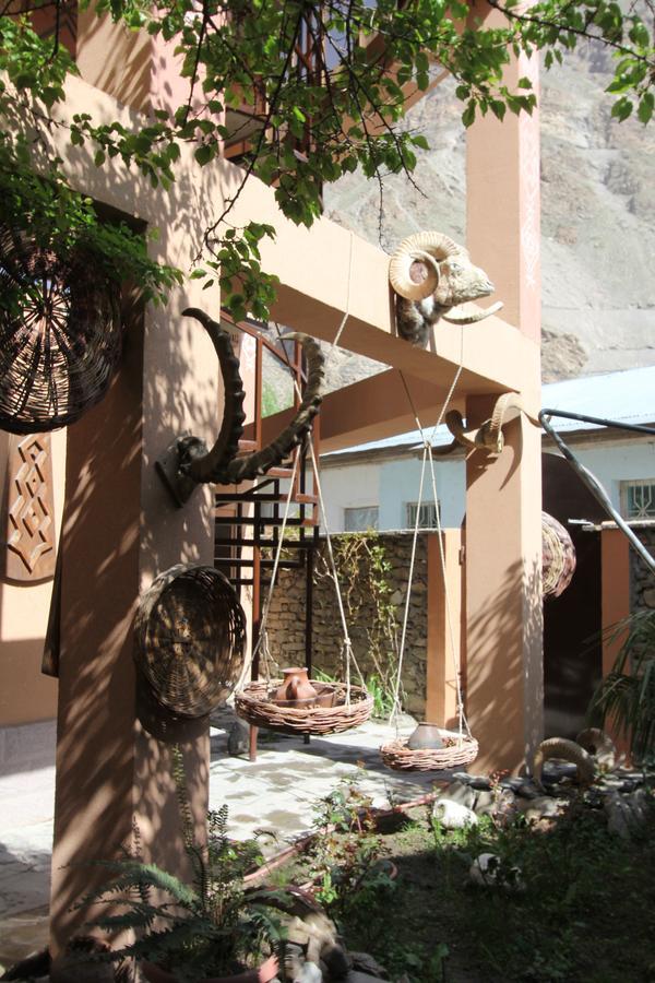 Lal Hotel Khorog Dış mekan fotoğraf